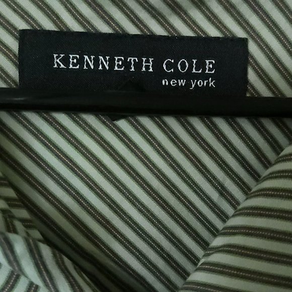 Kenneth Cole Button Up - Picture 3 of 3